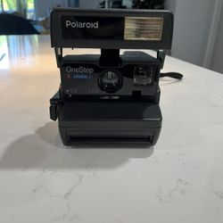 Polaroid One-Step 600 Camera
