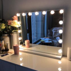 Hollywood Makeup Mirror With Lights 