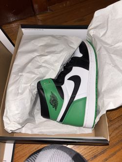 Size 9.5 Jordan 1