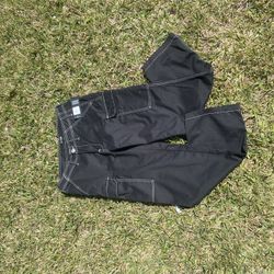 true religion cargo panes size 32