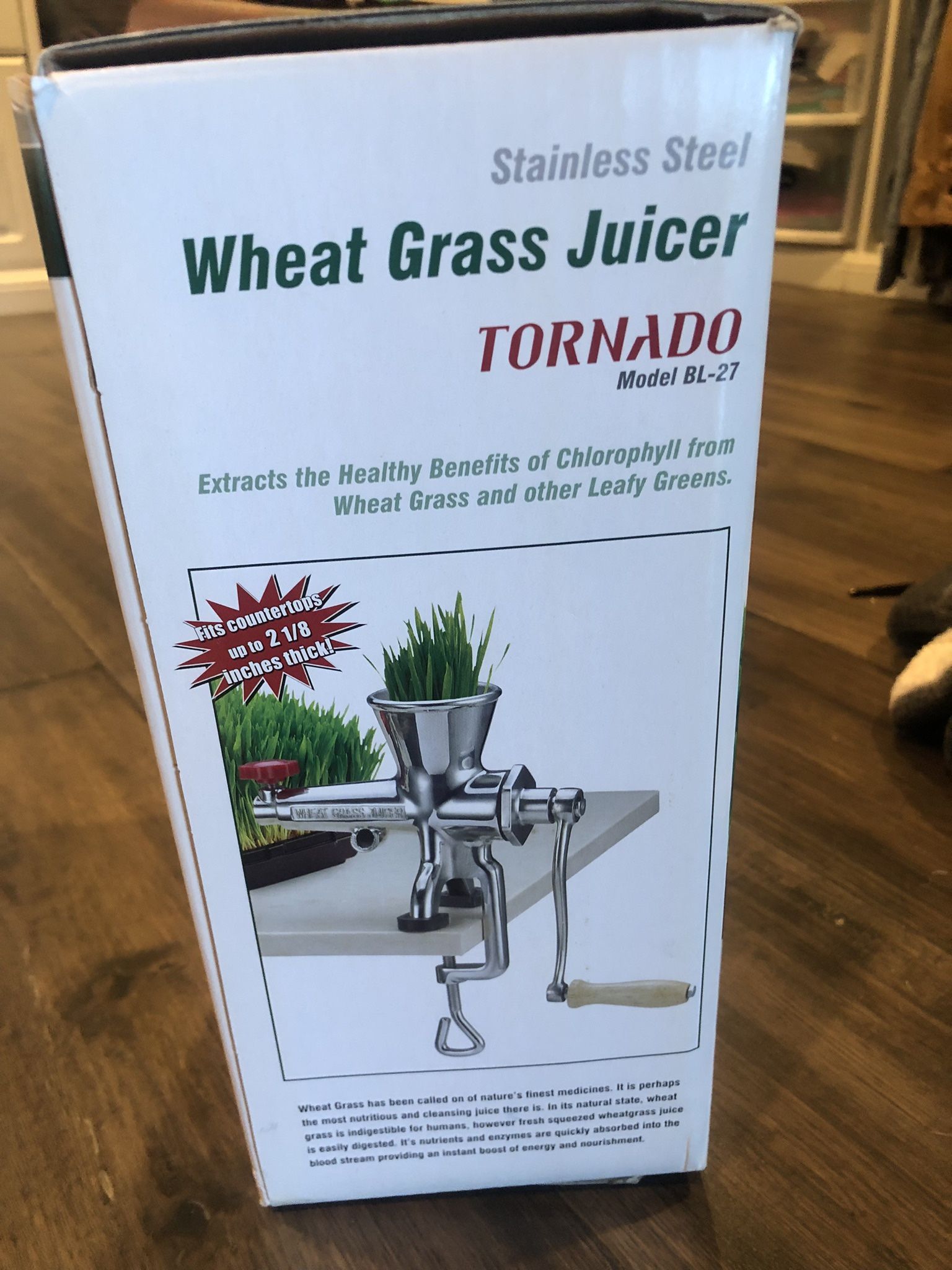 Wheat grass juicer