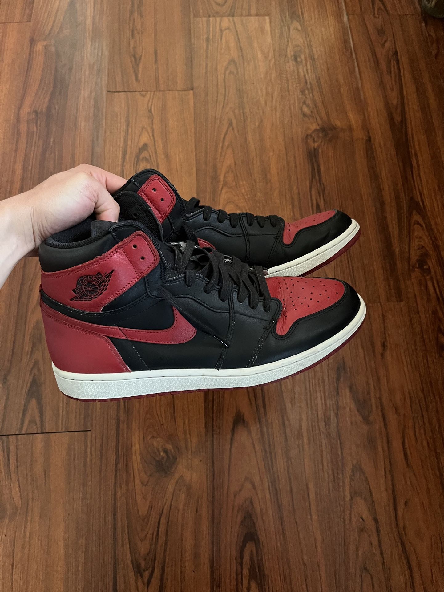 Men’s Nike Jordan 1 Bred Banned Size 13