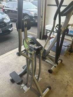 Sunny Health & Fitness Air Walk Trainer 