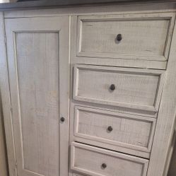 Armoire Closet/ Dresser