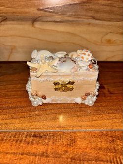 Handcrafted Seashell Jewelry Box