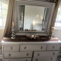 Queen Size Bedroom Set For Sale