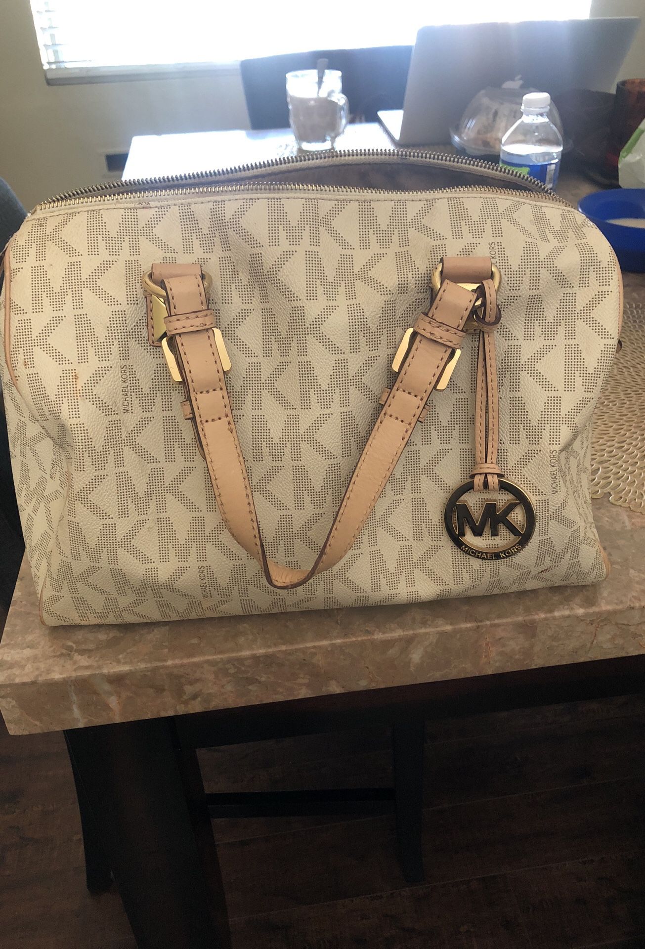 Michael Kors Backpack for Sale in South Gate, CA - OfferUp