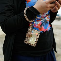 Leopard Printed Wrist Key Chain Wallet/Card Holder PU Leather Big Circle