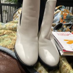Shoes/booties/an 