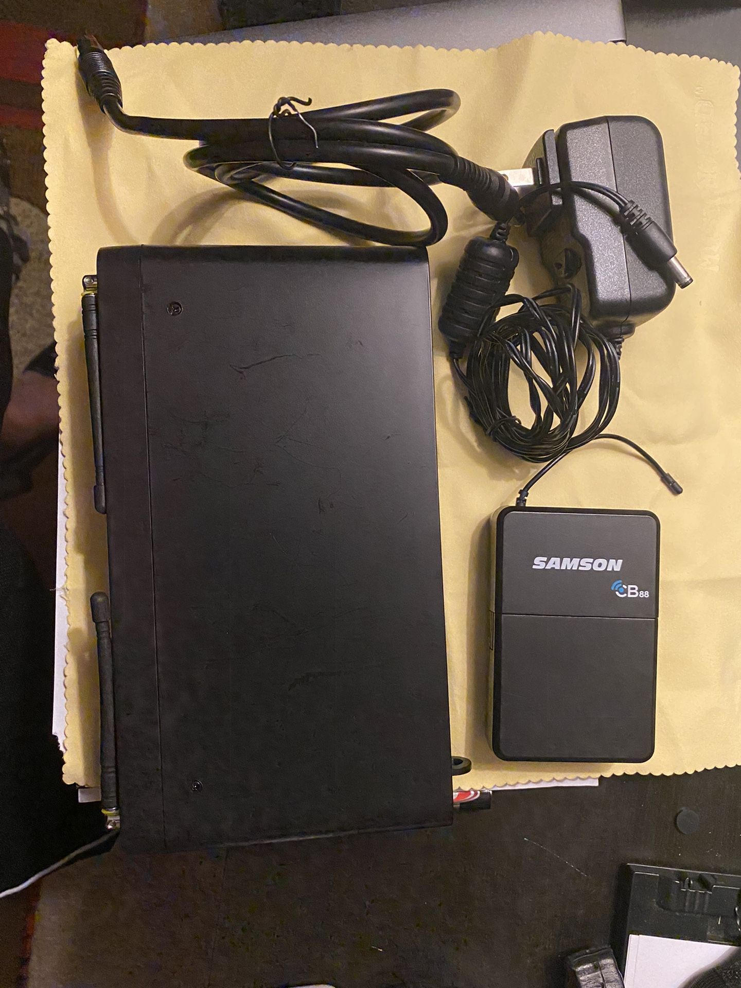 Samson concert 88 guitar wireless system $89.99. Cash only Local Sale