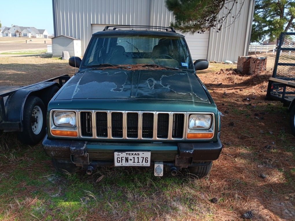 2000 Jeep Cherokee