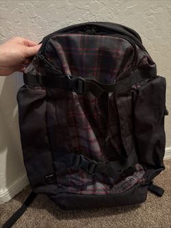 Burton skateboard backpack