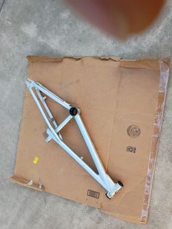 custom aluminum alloy BMX frame.