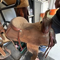 Circle Y Teampenning saddle