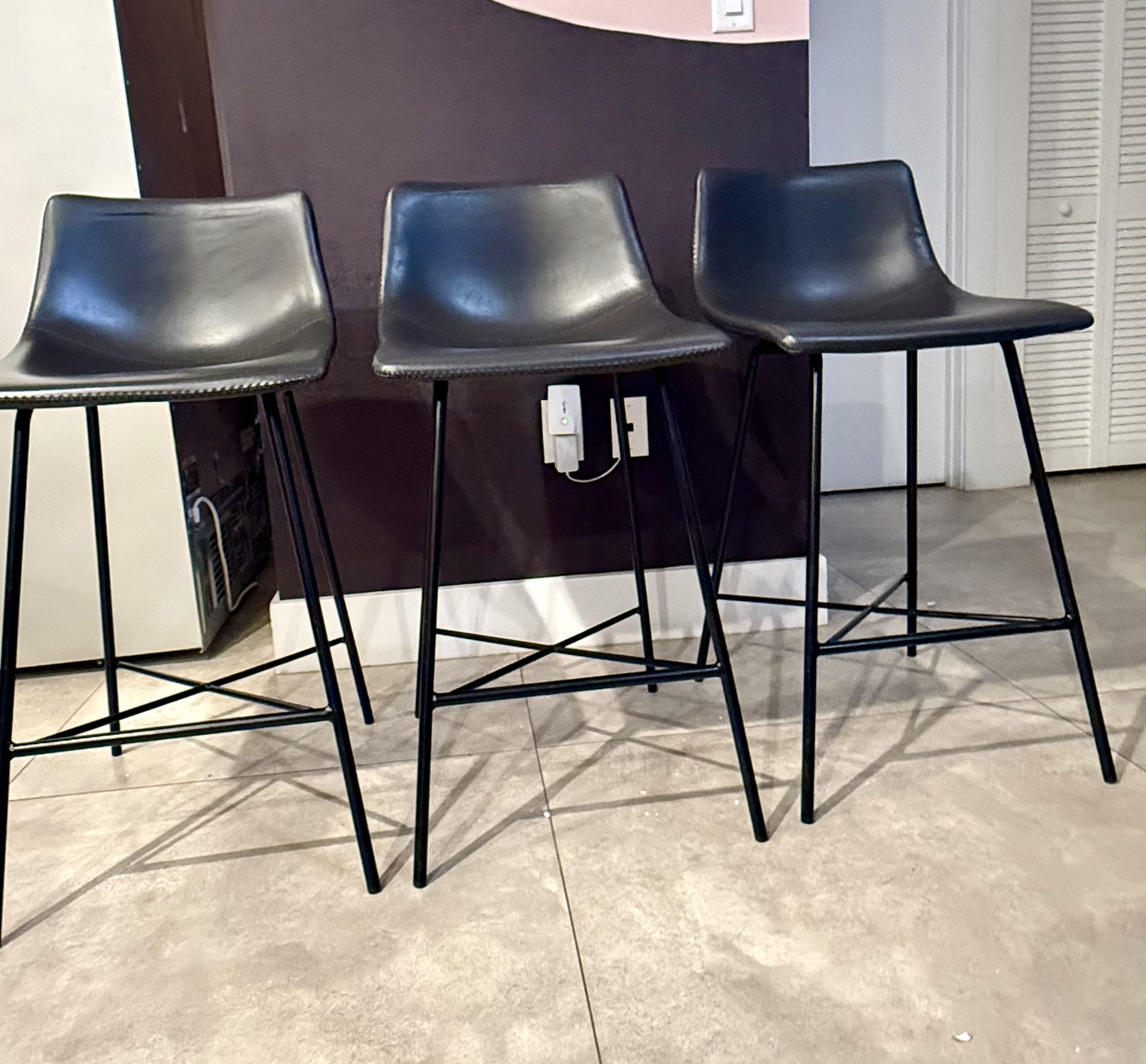 Poly & Bark Paxton 24" Seat Height