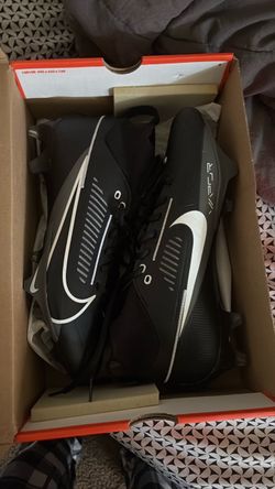 Nike Vapor Cleats Black and White 11.5