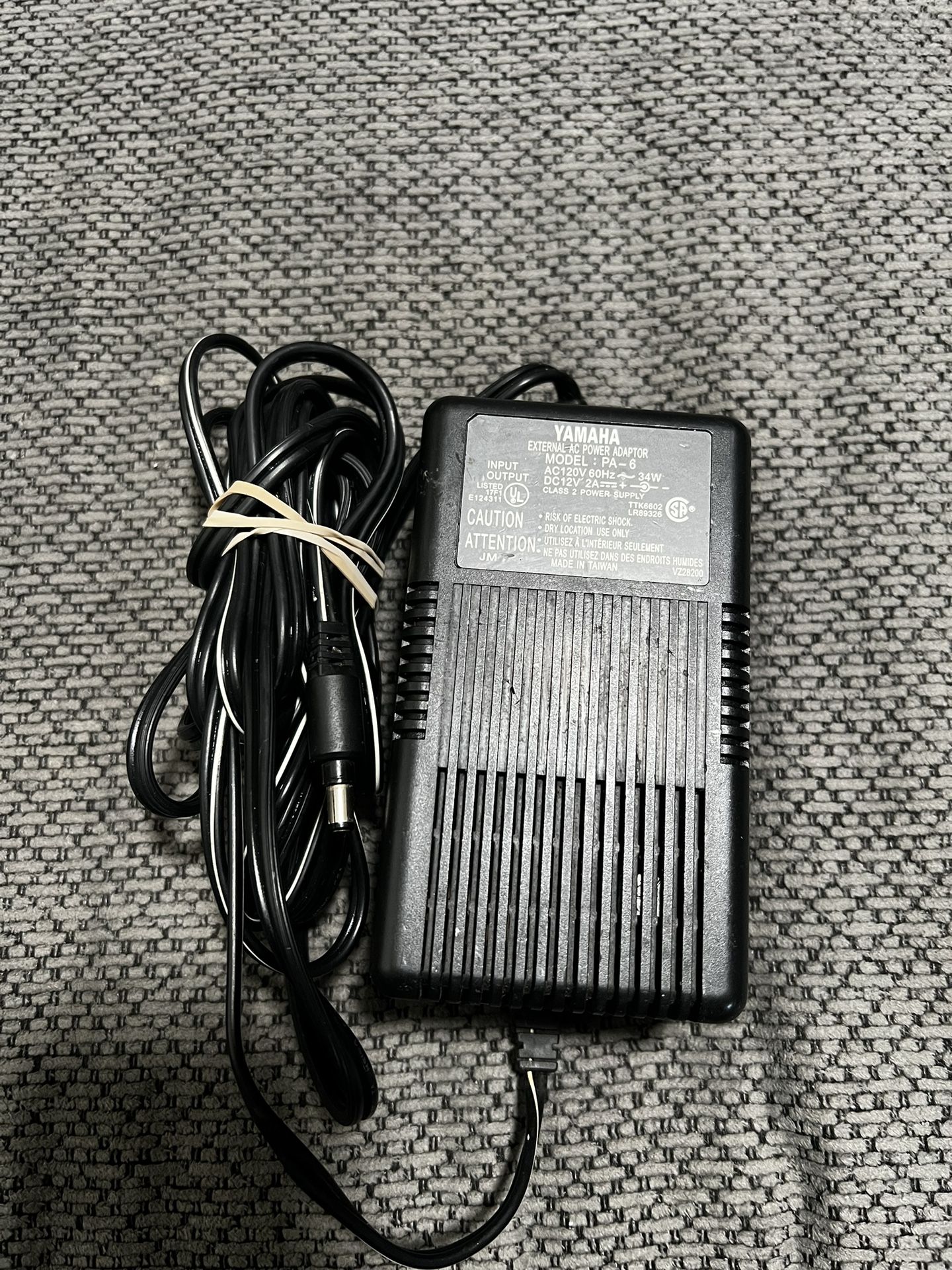 Genuine Yamaha Keyboard External AC Power Adapter Model PA-6 (12V, 2A) OEM