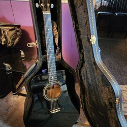 Rogue Dreadnought with Case, Stand, Strap, and Pick Holder