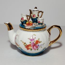 Lillian Vernon Teapot Mini 5"