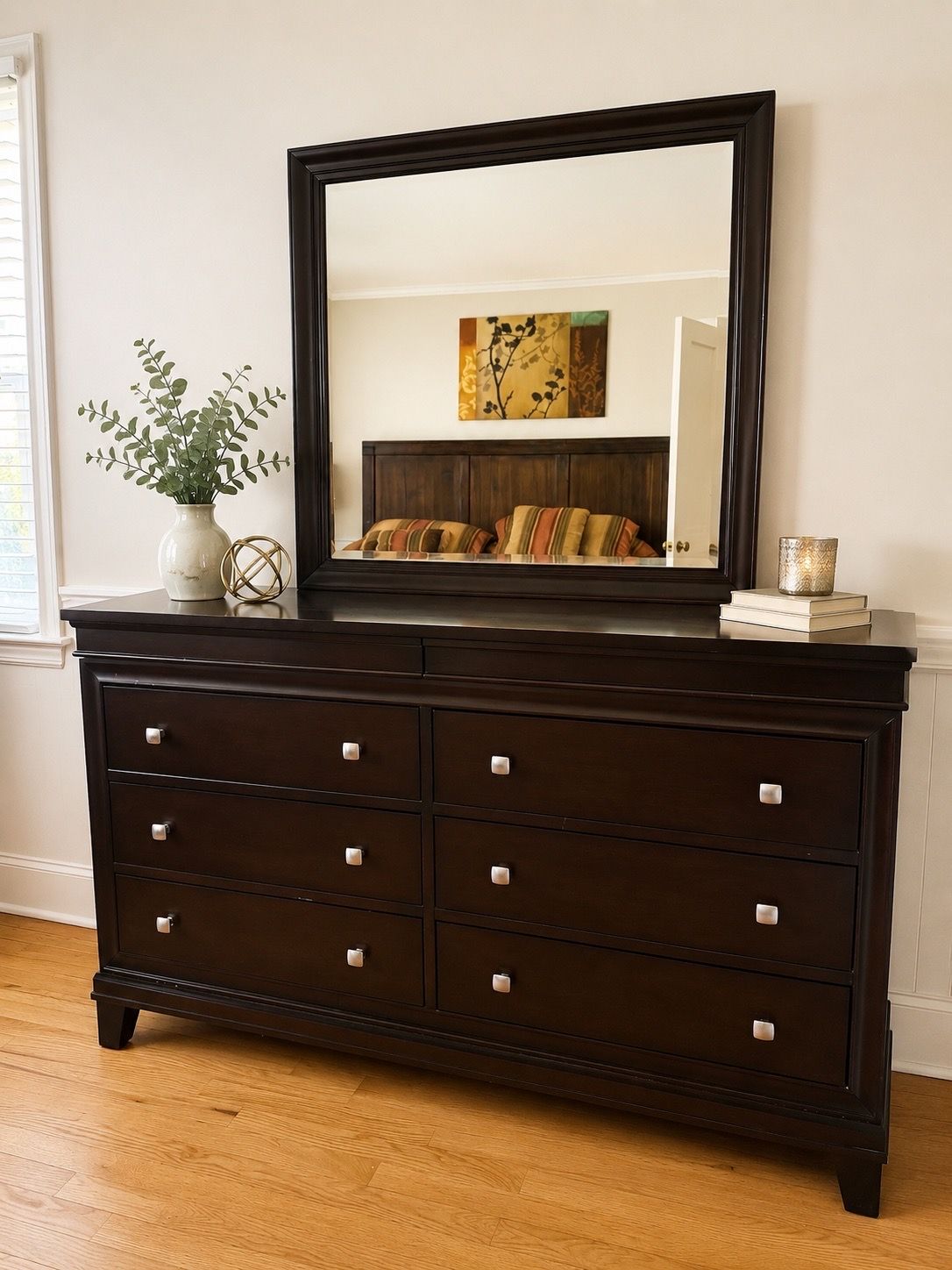 Dark Wood 6-Drawer Dresser with Mirror & Jewelry Drawers