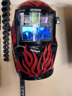 Brand new Lincoln welding helmet