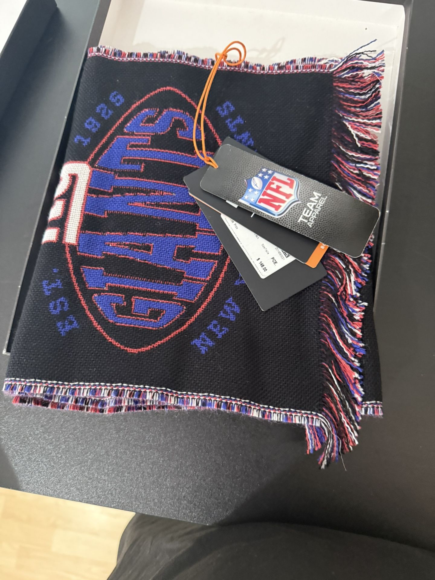 Hugo Boss X NY Giants Scarf New,All Products : American Fashion Style Bags On Sale