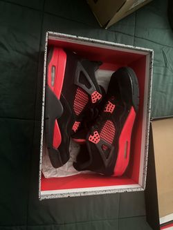 Jordan 4 red thunder size 11