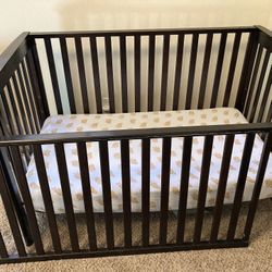 Adjustable Crib