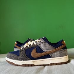 Nike Dunk Low Tweed Corduroy Size 9.5