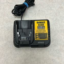 DeWalt charger DC B112