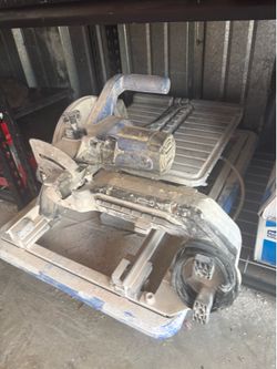 Tile cutter