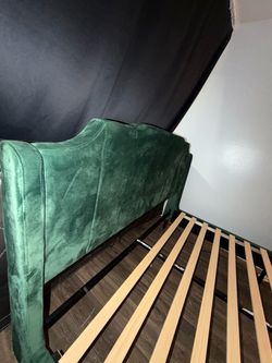 Queen bed