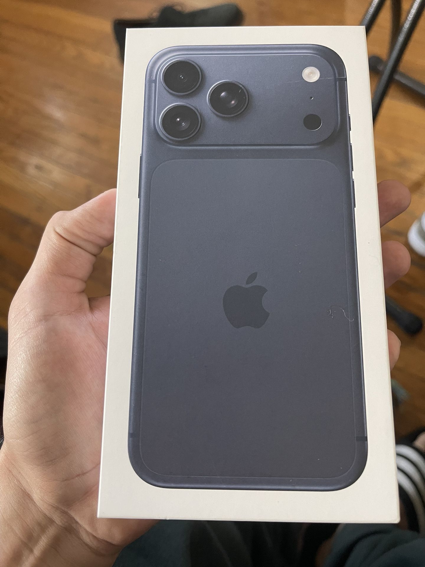 Brand New Unopened Apple I Phone 17 Pro Max 512 Gb