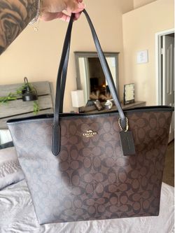 Coach large city tote bag
