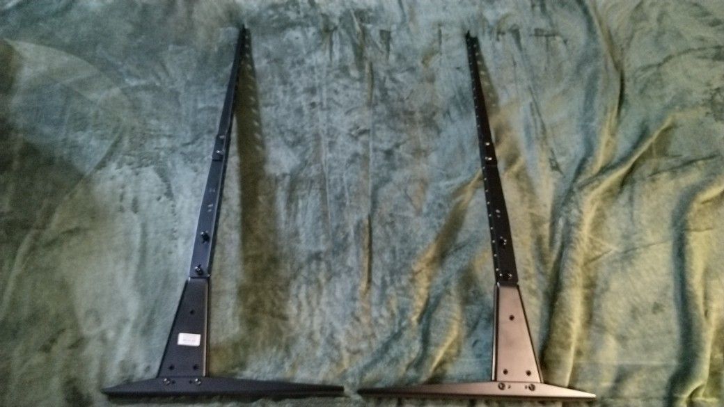 Universal TV Mounting Feet