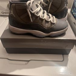 Selling Cool Grey 11s Size 8.5