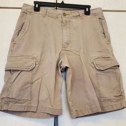 Old Navy Relaxed Lived In Cargo Mens Shorts Size 34 100 Cotton Brown Product Details Soft and broken in Lived In Cargo shorts feel like an old for Sale in Brooklyn NY OfferUp