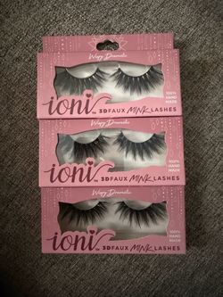 Toni eyelashes