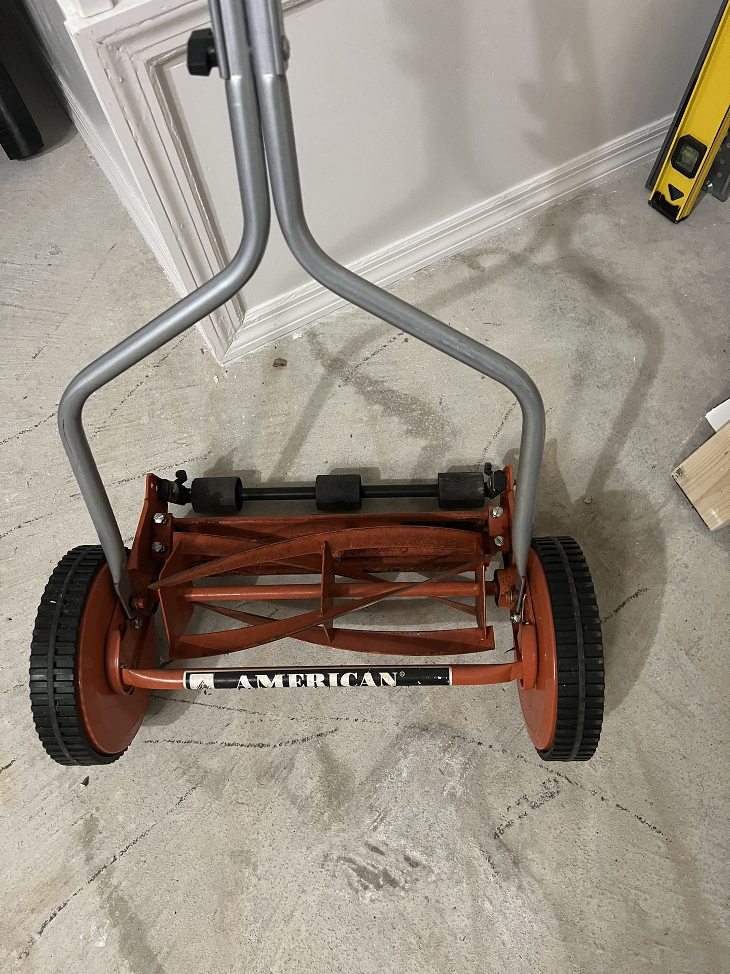 American Lawn Mower 1204 14 14 Inch Deluxe Hand Reel Mower for Sale in Clermont FL OfferUp