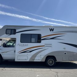 2010 Ford Winnebago