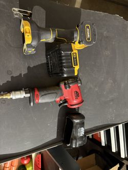 MAC IMPACTO DE AIRE 3/8 Y DEwALT IMPACTO 1/4 Como Nuevos$300$ Por Los 2