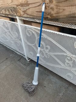 String Mop with white Blue Handle