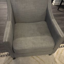 Accent chair