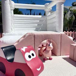 Pink Soft Play