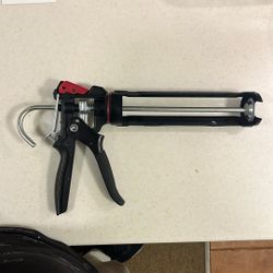 Hand Caulking Gun