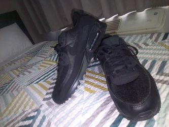 Black air max 90 size 10.5