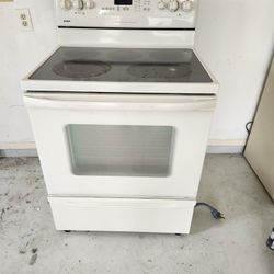 Kenmore Oven. Works Perfectly 