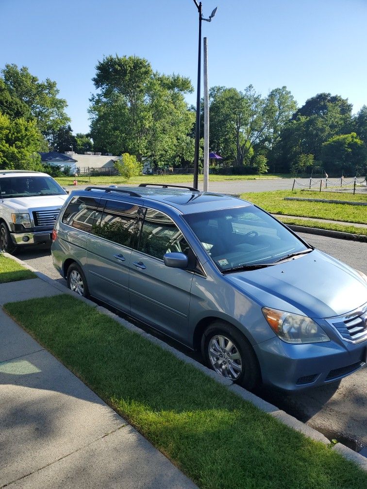 Honda Odessy 2010 Only 170k Millege