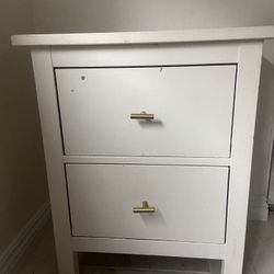 Bedside Table 
