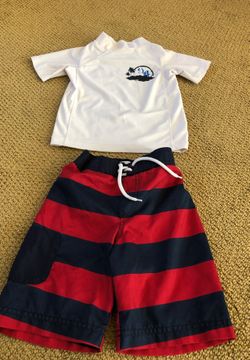 Swim shorts and top 3t